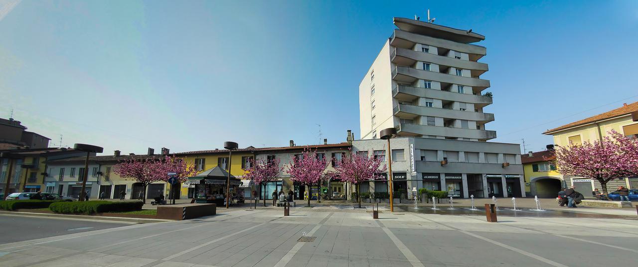 Albergo Sole Mariano Comense Dış mekan fotoğraf